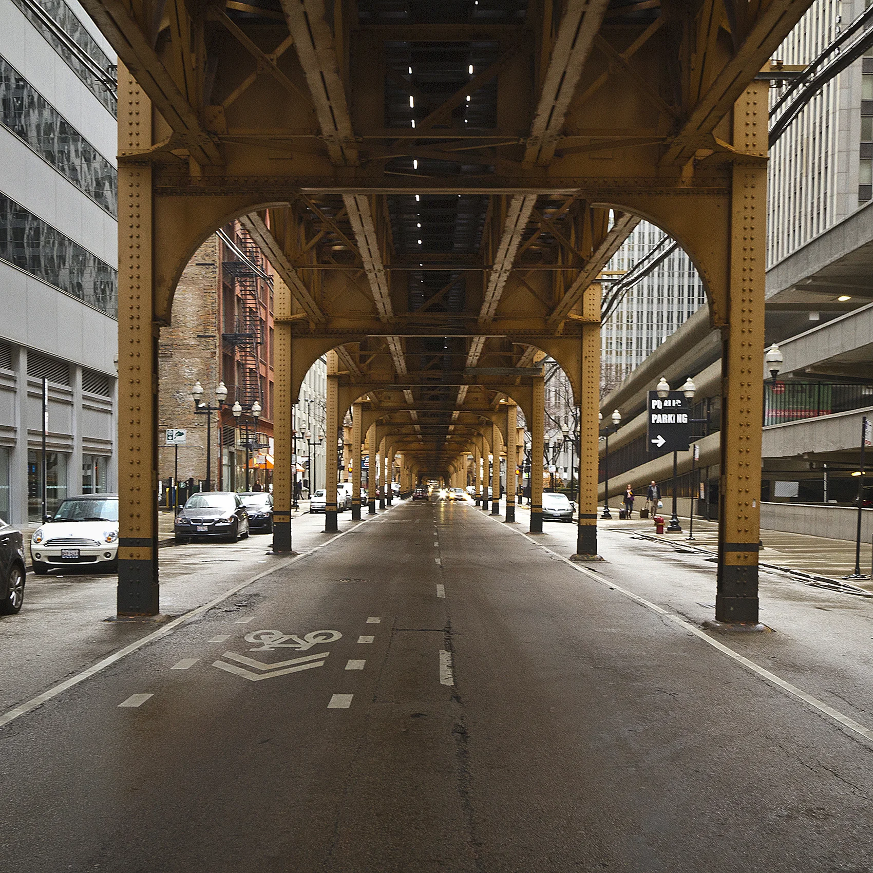 Wells Street "L" (2012)