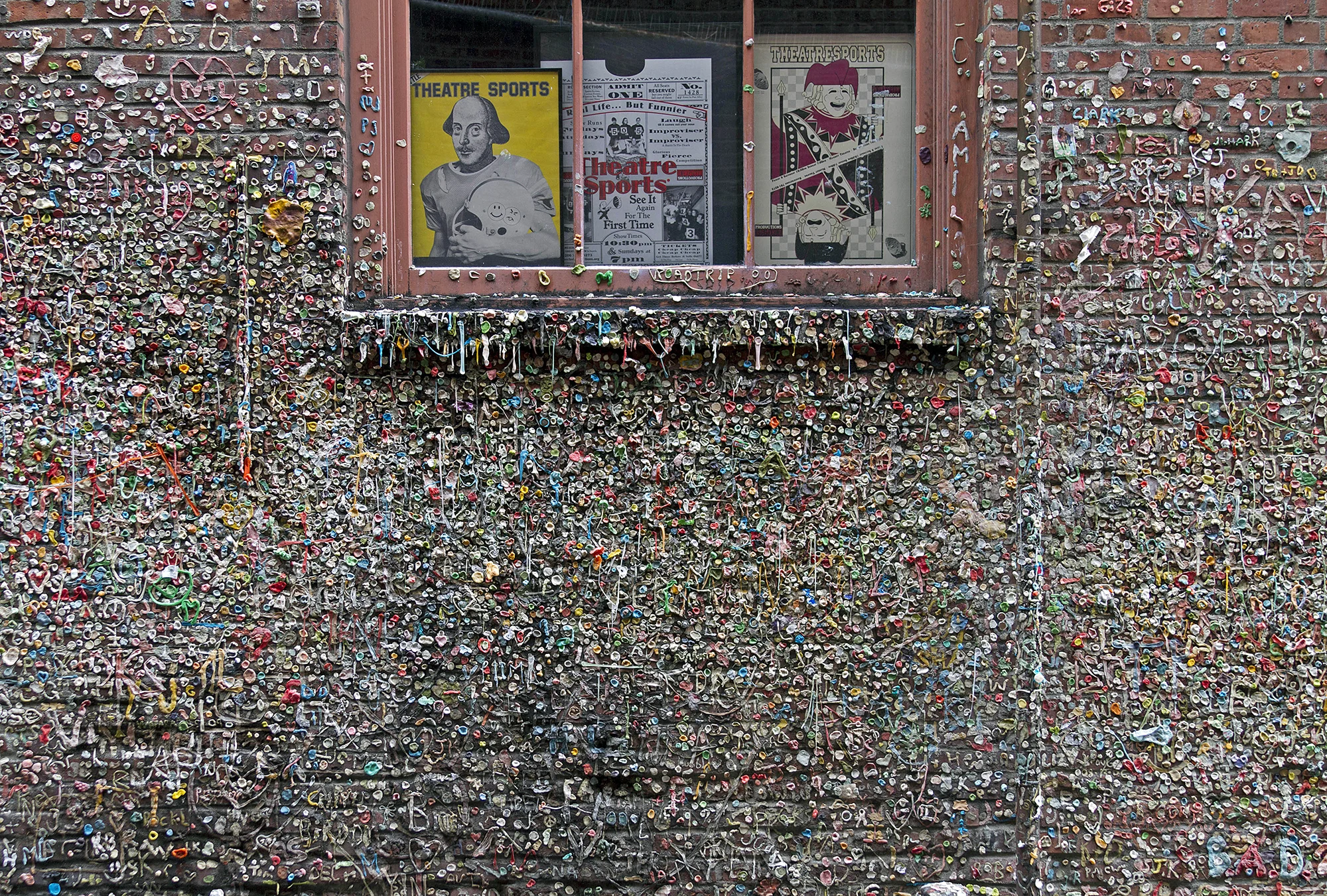 Gum Wall (2011)