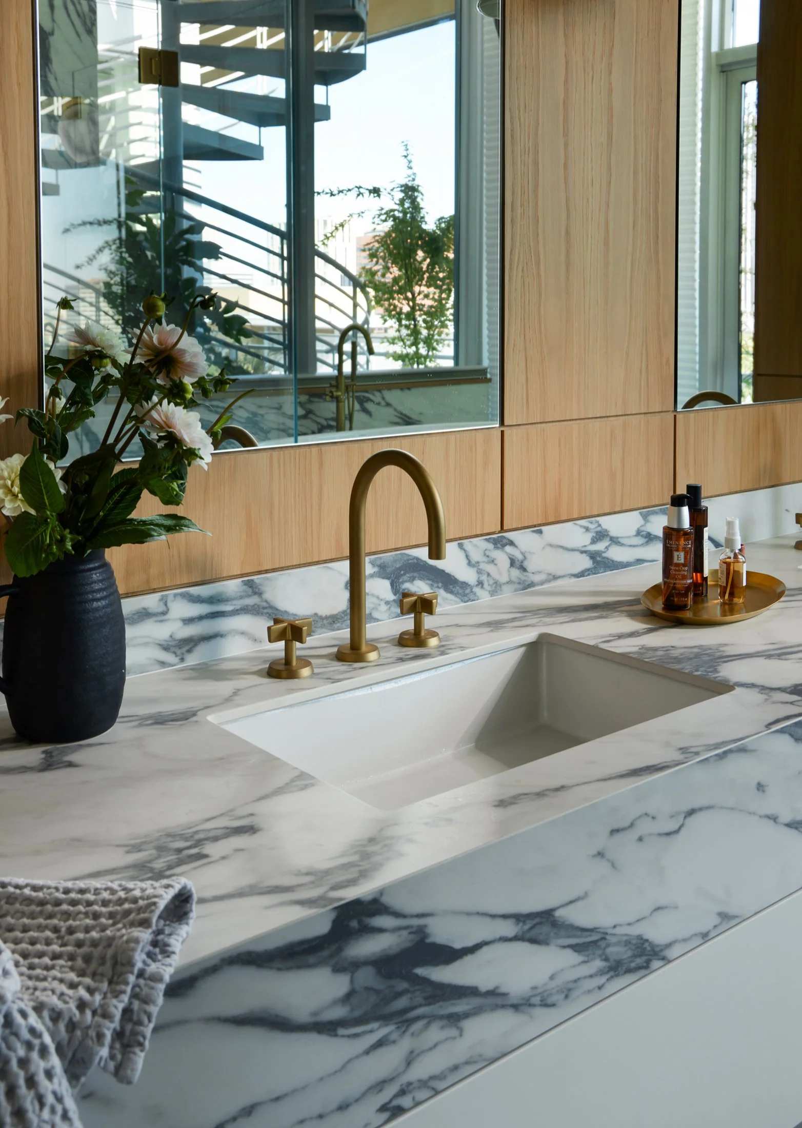 Bright_DesignLab_Penthouse_George_Barberis_Interior_Photography_0012.jpg