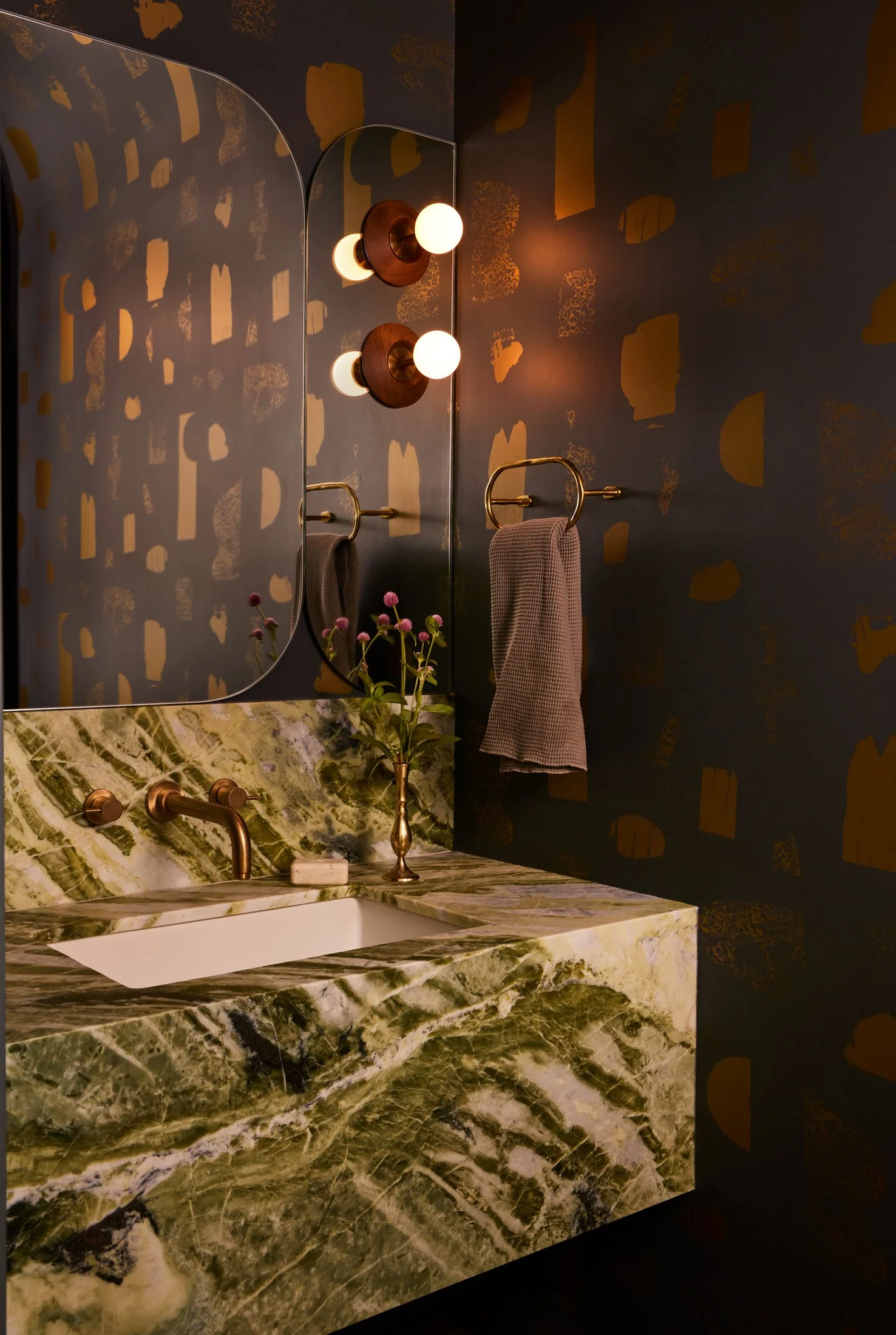 Bright_DesignLab_Penthouse_George_Barberis_Interior_Photography_0029.jpg