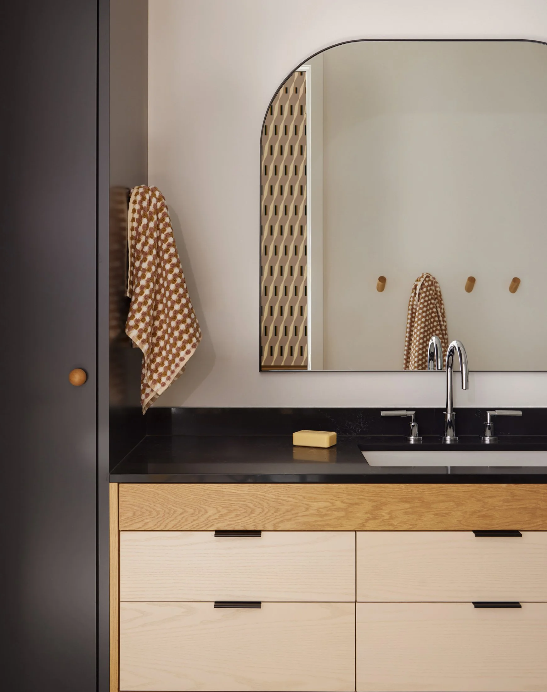 Bright_DesignLab_Penthouse_George_Barberis_Interior_Photography_0030.jpg
