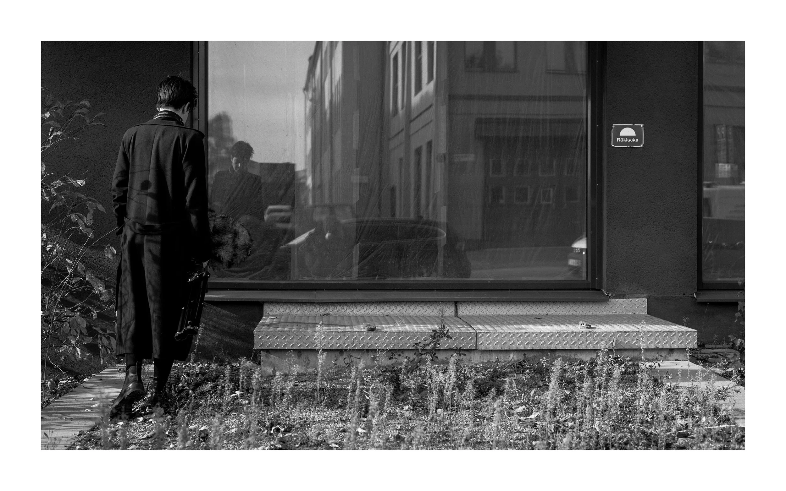 Karcenti Projects 1920x1200px V32076.jpg