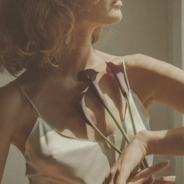 weekend status / via @paperpaper.co #silkslips #sundaymood #minimalist #designinspiration