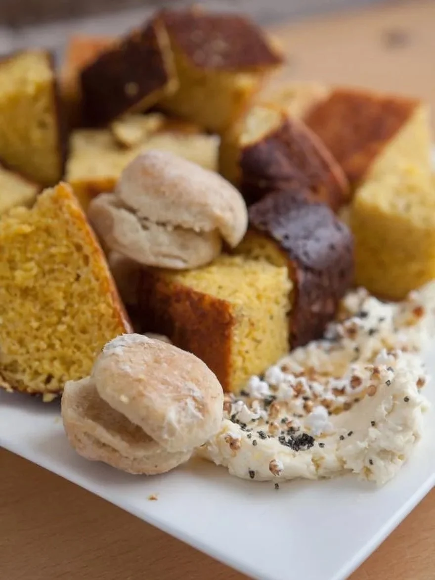 We&rsquo;ve got the Monday munchies! 😭 Who doesn&rsquo;t love to start dinner with a bread &amp; spread plate?!! 🥖🙌 #getready #anewera #DeltaSupperClub #DSC #TheFoundation