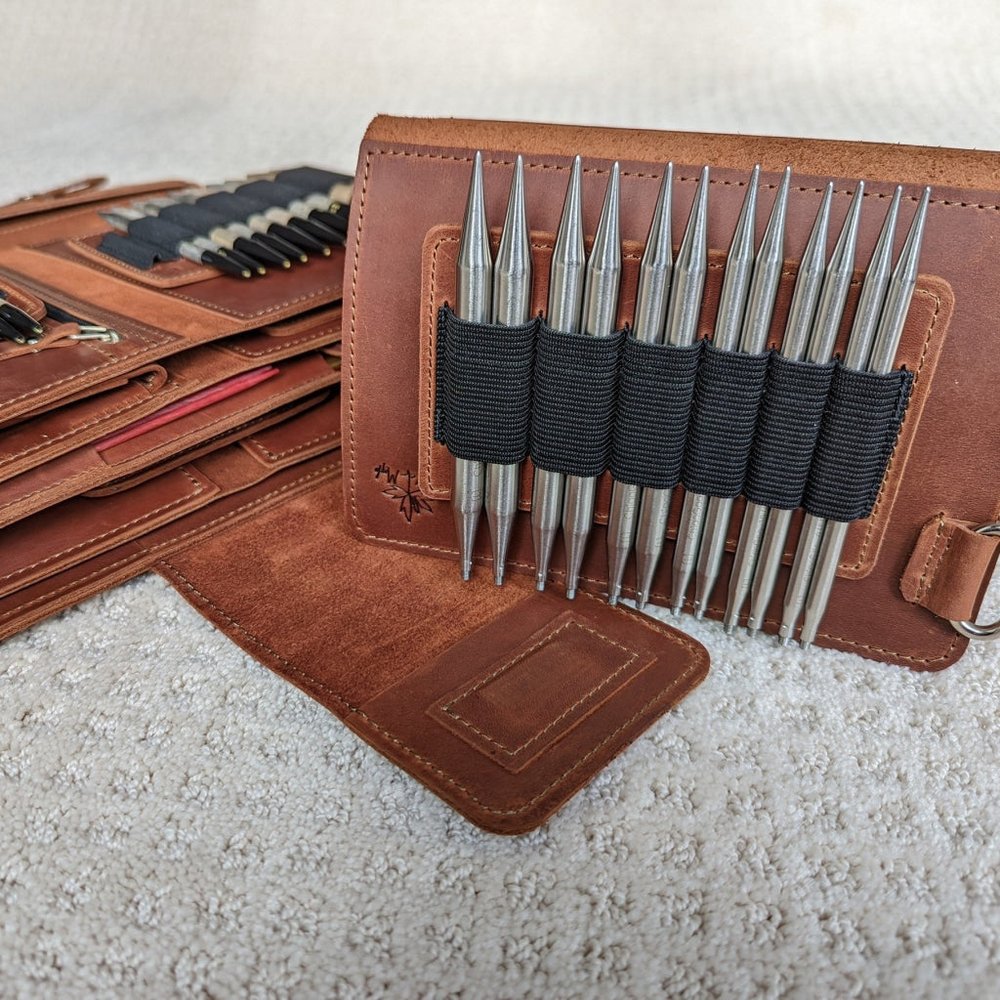 Needle Binder – Thread and Maple