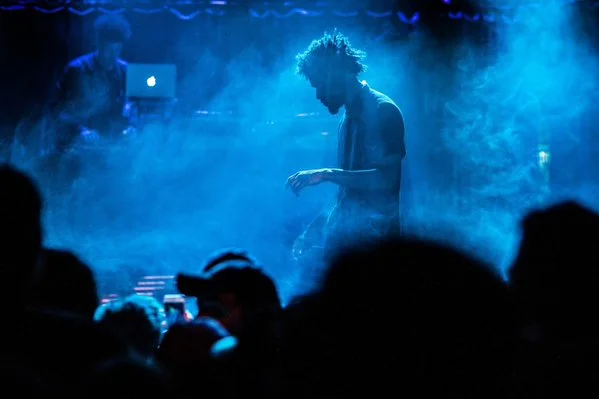 Mulatto & Carl • "Eagle Zippo"