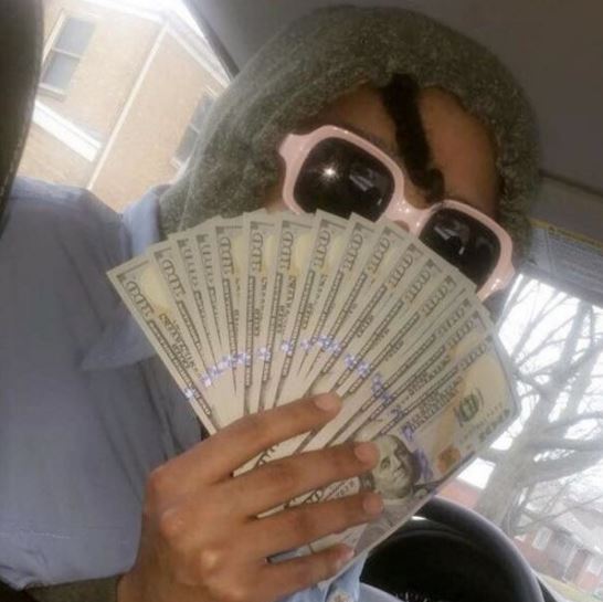 Stunnaman Stacks • "Ferraris N Grammys"