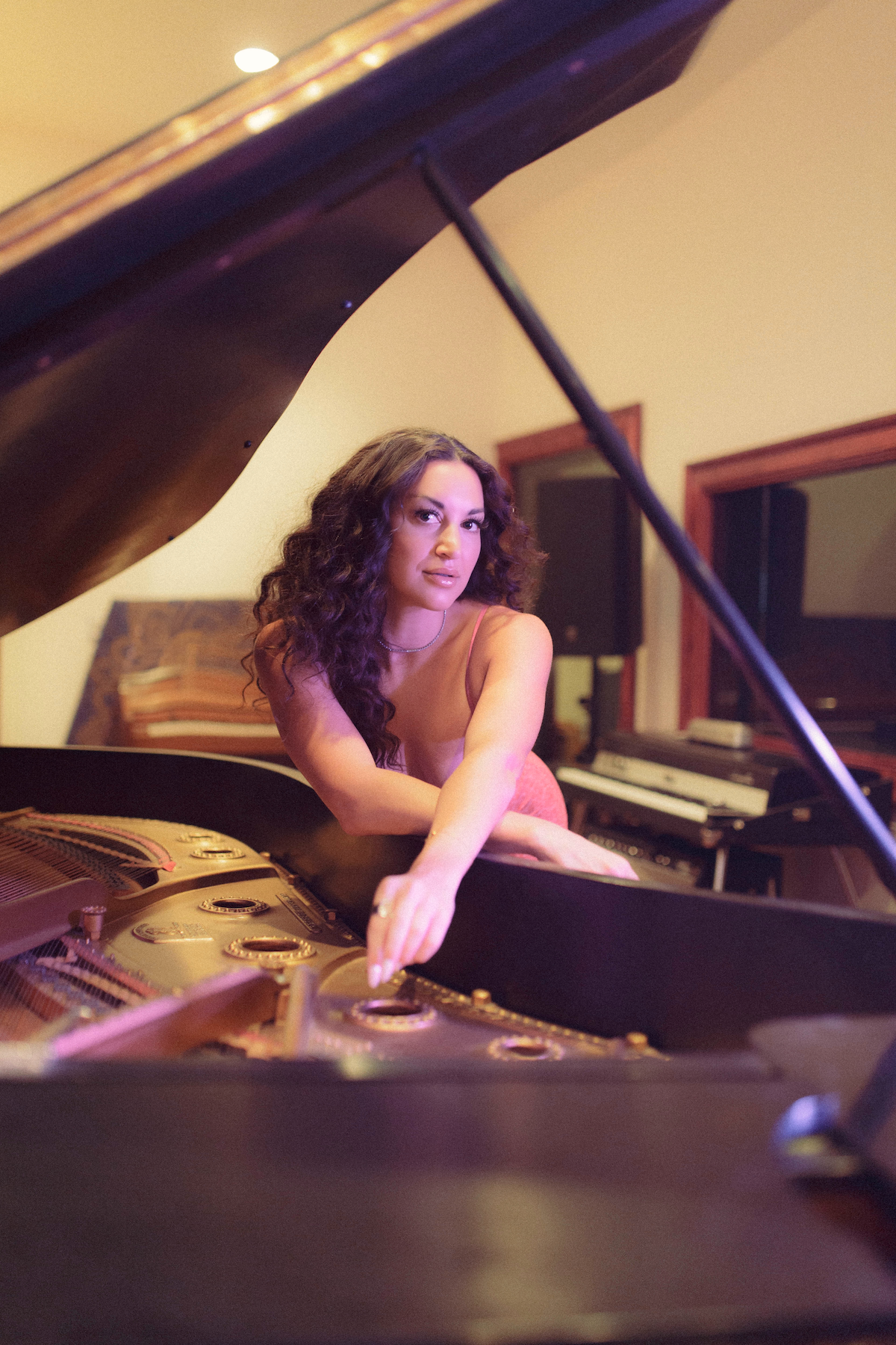 Pink &amp; Powerful: Sophia Galaté talks Chicago and Artistry