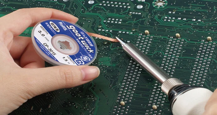 SOLBRAID Desolder Braid - Using braid with iron.jpg