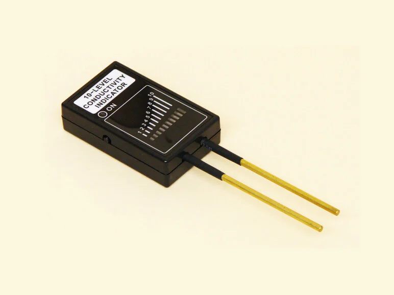 Liquid Conductivity Meter — Scorpio Technology