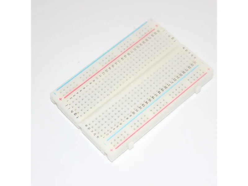 UNOR3BRBD400_breadboard400.jpg