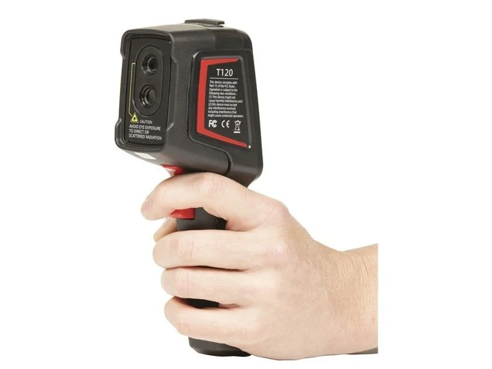 QC1950_protech-handheld-thermal-camera-held.jpg