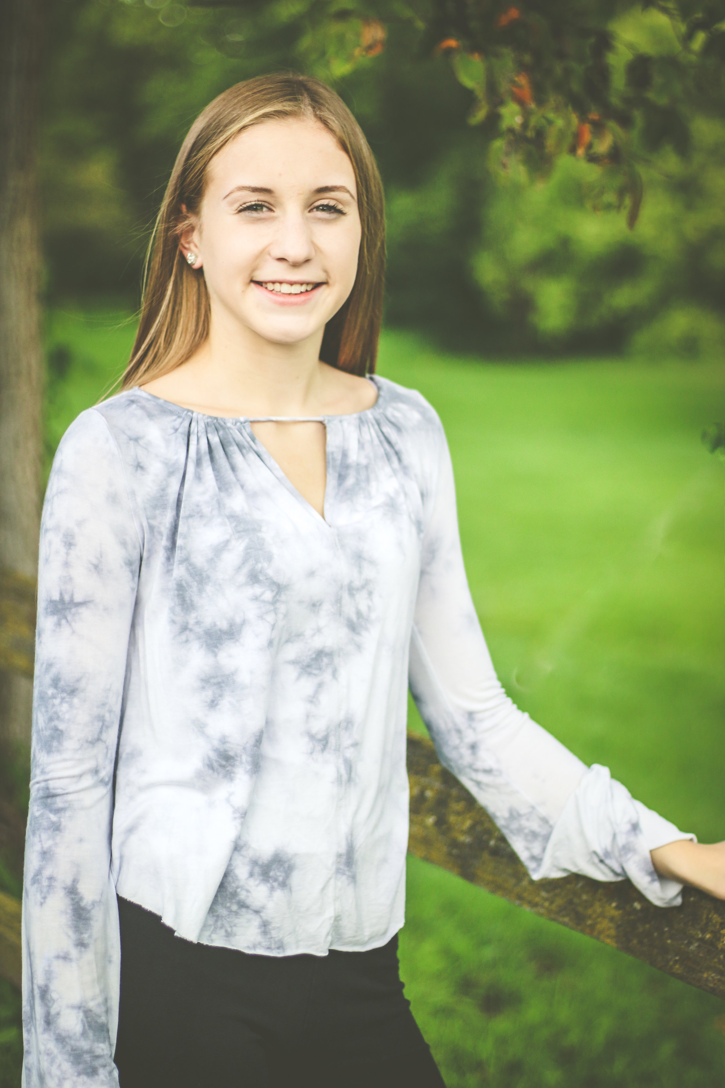 Senior Shoot With Madison Senior Photo Ideas — Rachel Dwyer Photography