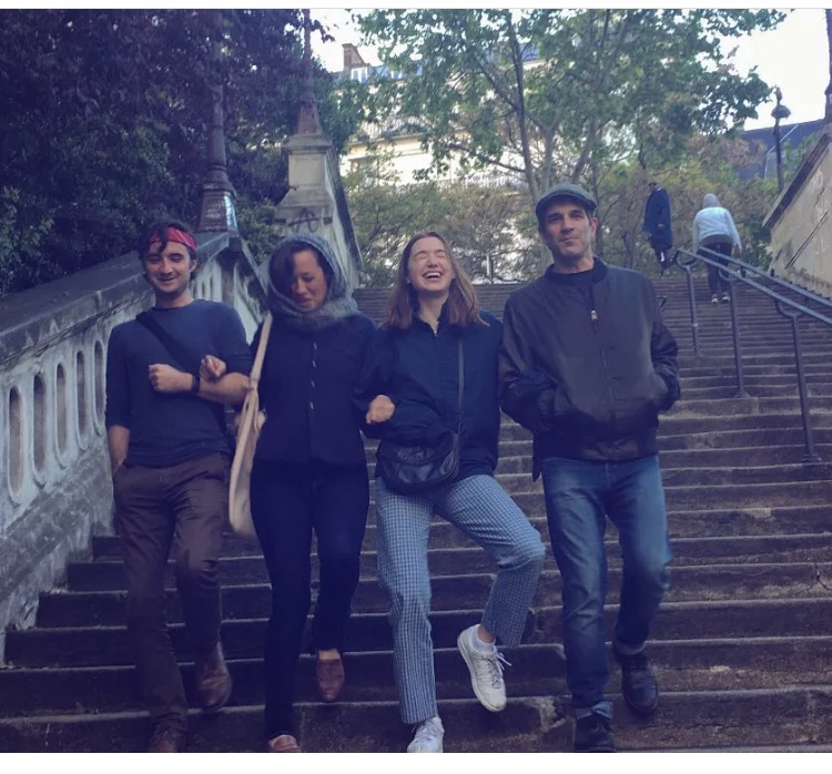 palaisdetokyostairspeeps.jpg