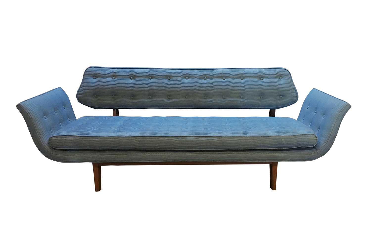An Iconic Vintage Sofa Gets a Makeover — Revitaliste | Furniture ...