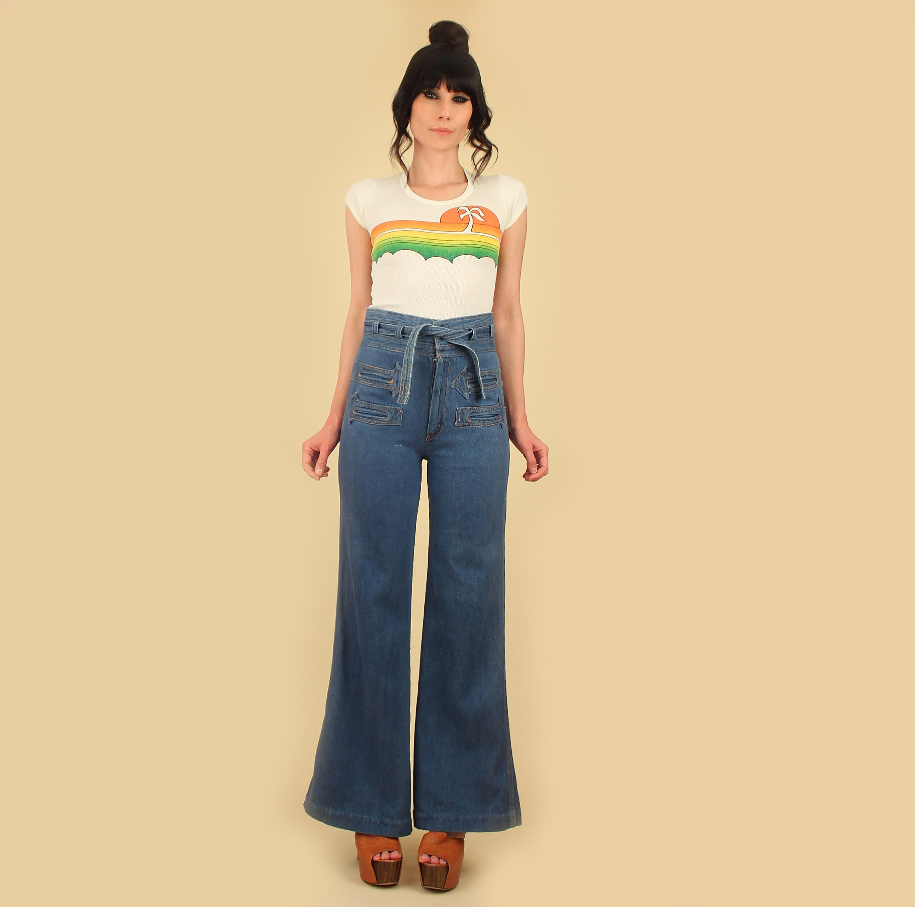 RARE Vintage 70's High Waisted BELL BOTTOM Jeans Nest Ce Pas? Glam ...