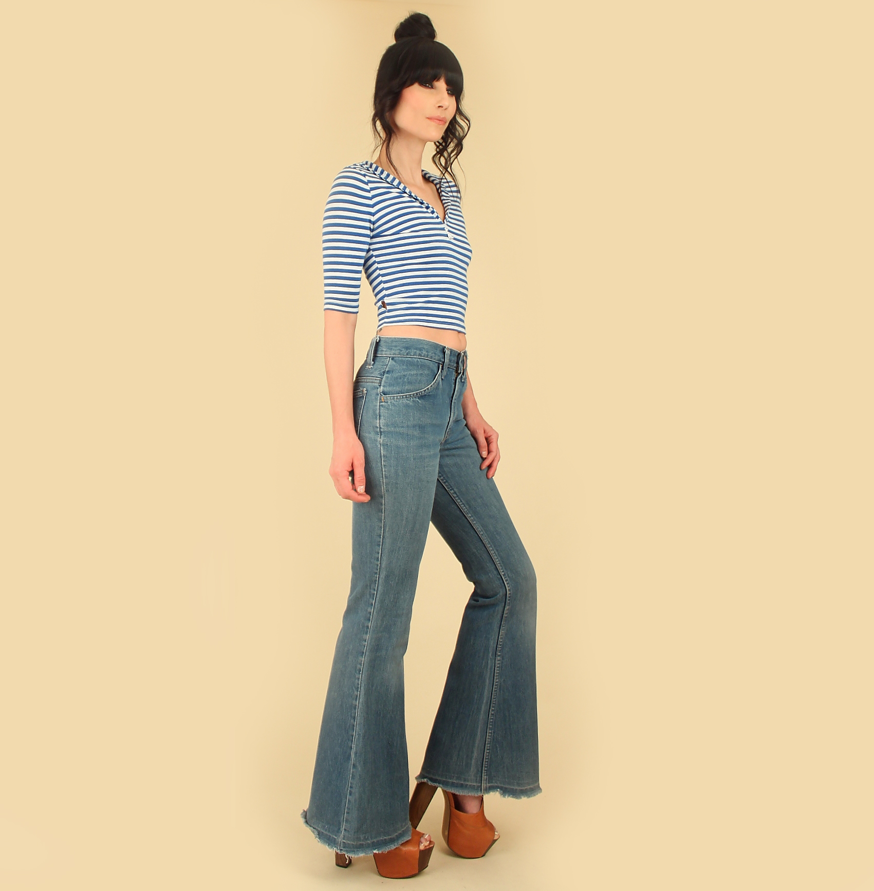 70s style bell bottom jeans