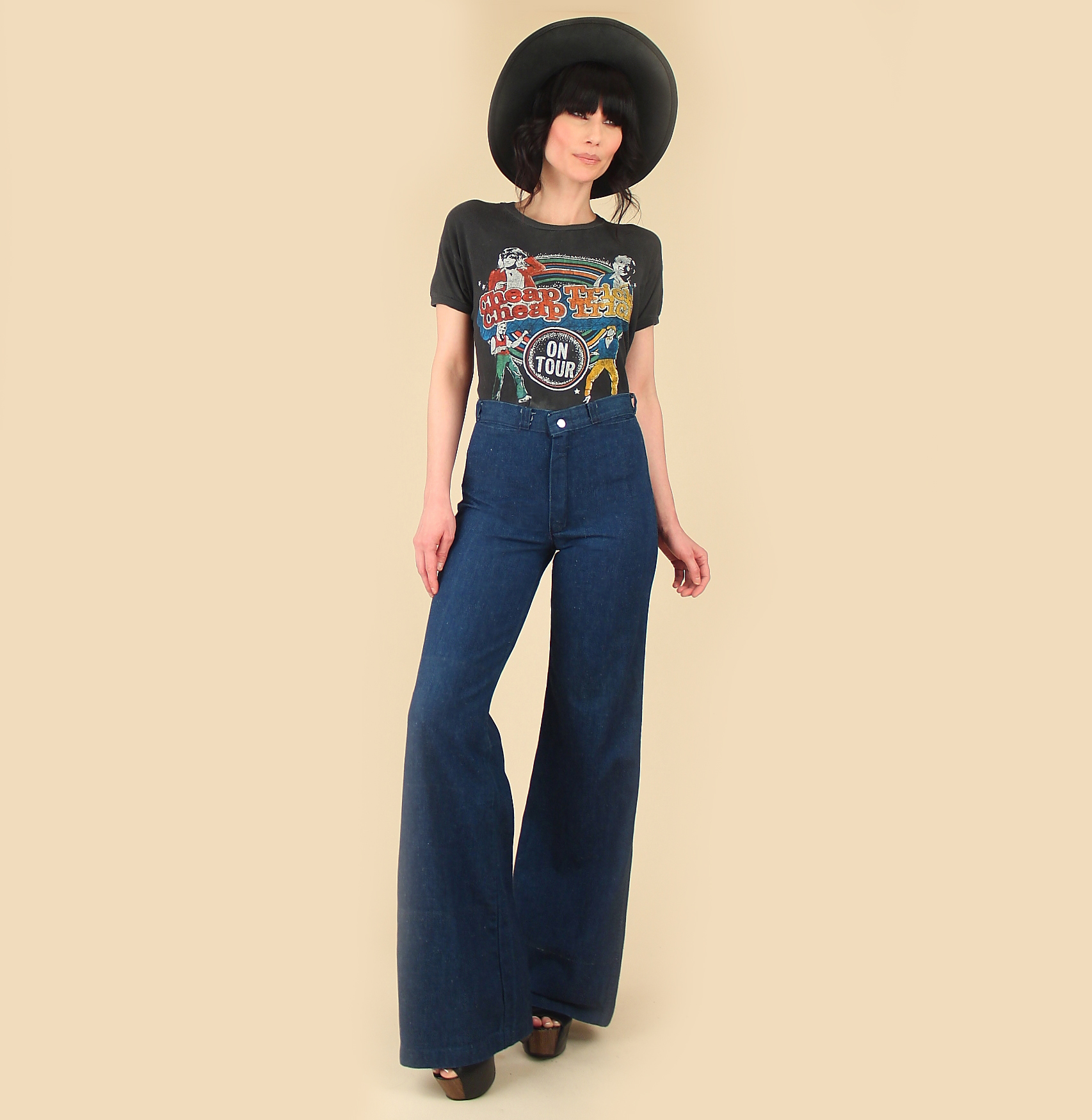 Vintage 70s High Waisted Bell Bottoms // SADDLEBACK Jeans // by LA ...