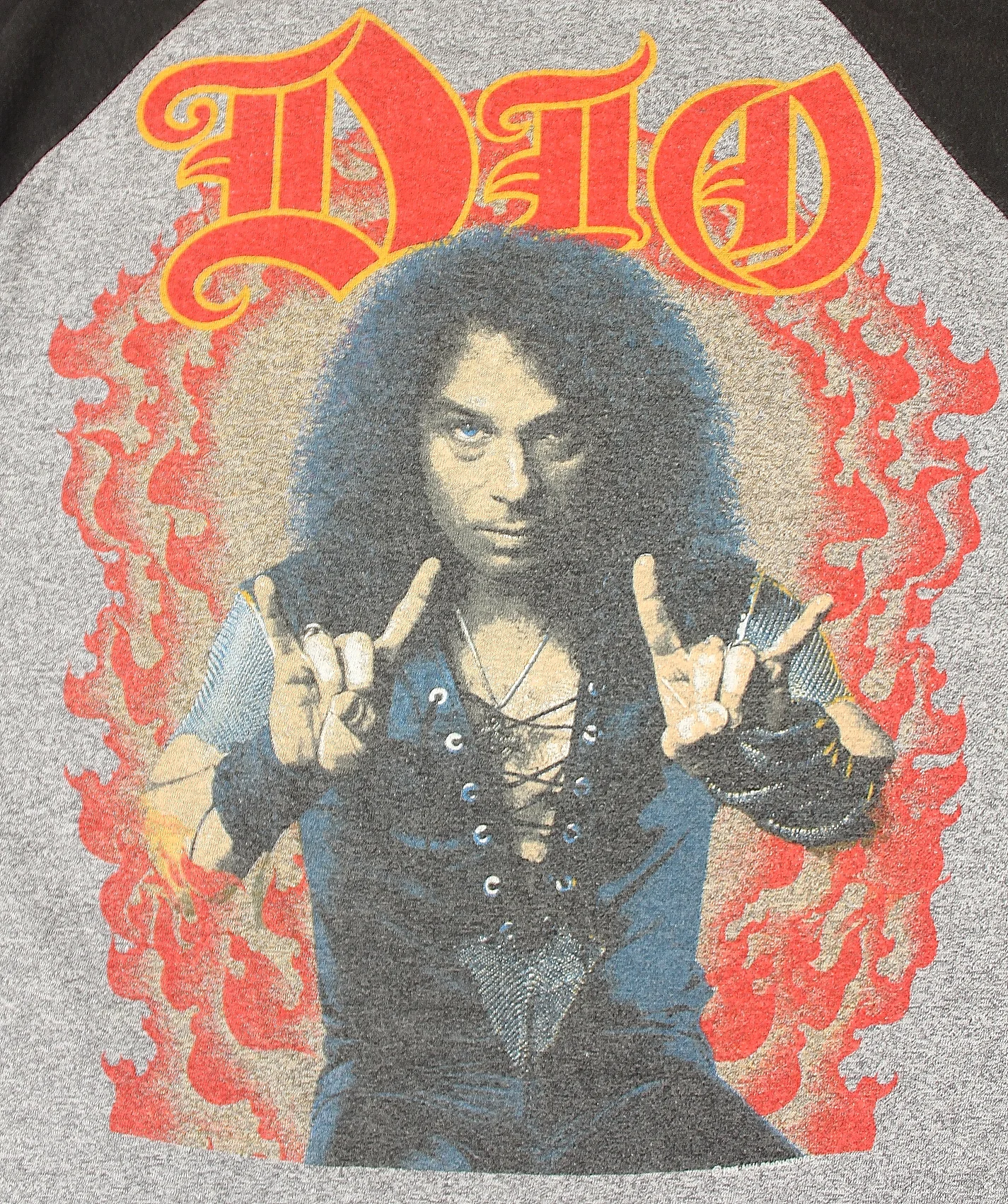 ViNtAgE 80's DIO T-Shirt // 1985 Sacred Heart Tour — Hellhound Vintage