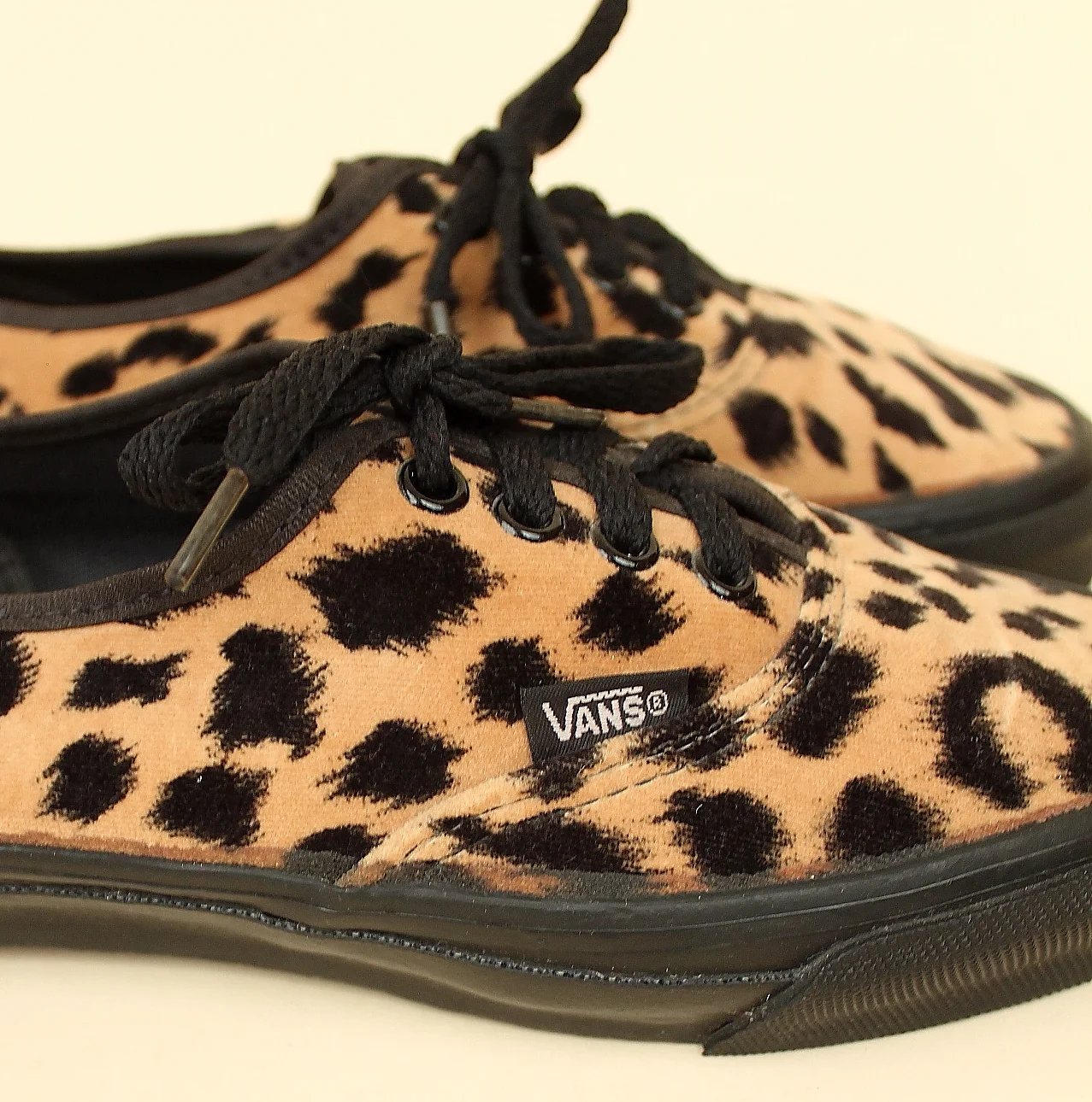 velvet leopard vans