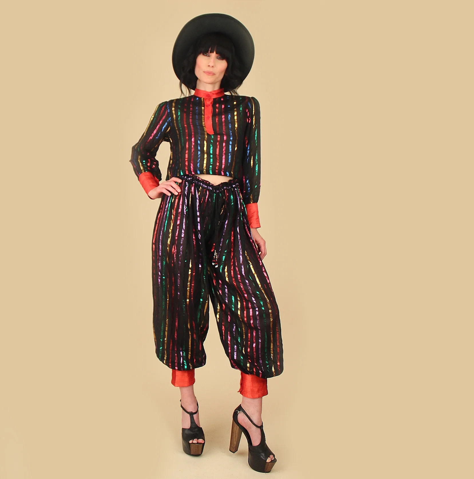 vintage indian cotton pants cropped top jumpsuit 2 piece set 70s 80s womens bohemian vintage clothing hellhound vintage hellhoundvintage indian gauze cotton metallic rainbow harem genie pants