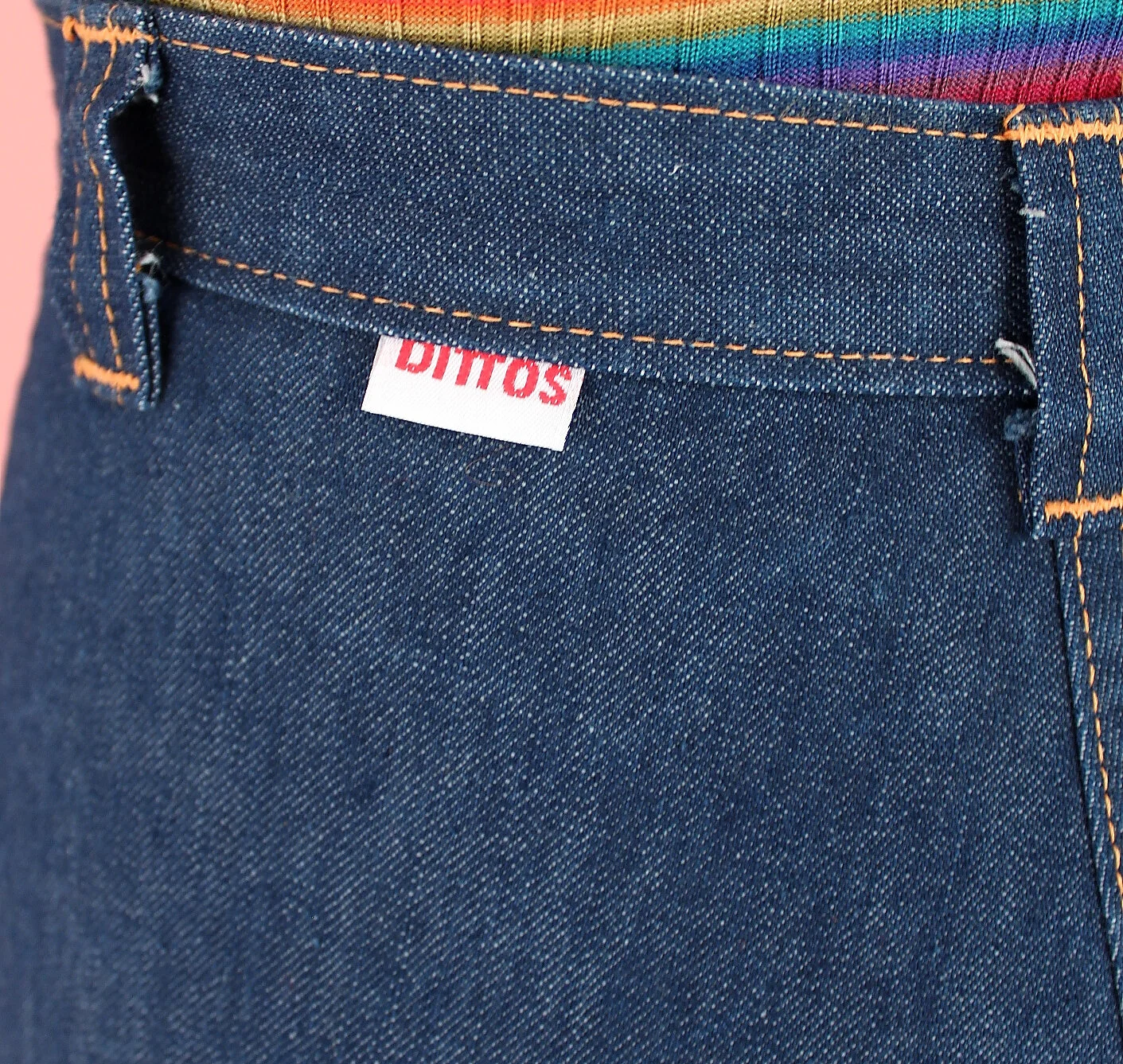 RARE ViNtAgE DITTOS Jeans // Saddleback // Ultra High Waisted Bell