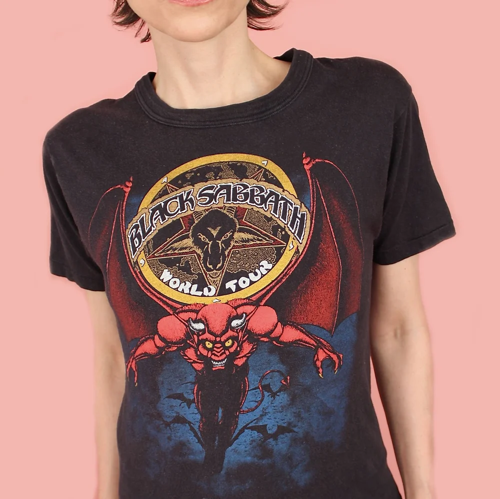Black SabbathMob RulesバンドTシャツバンT