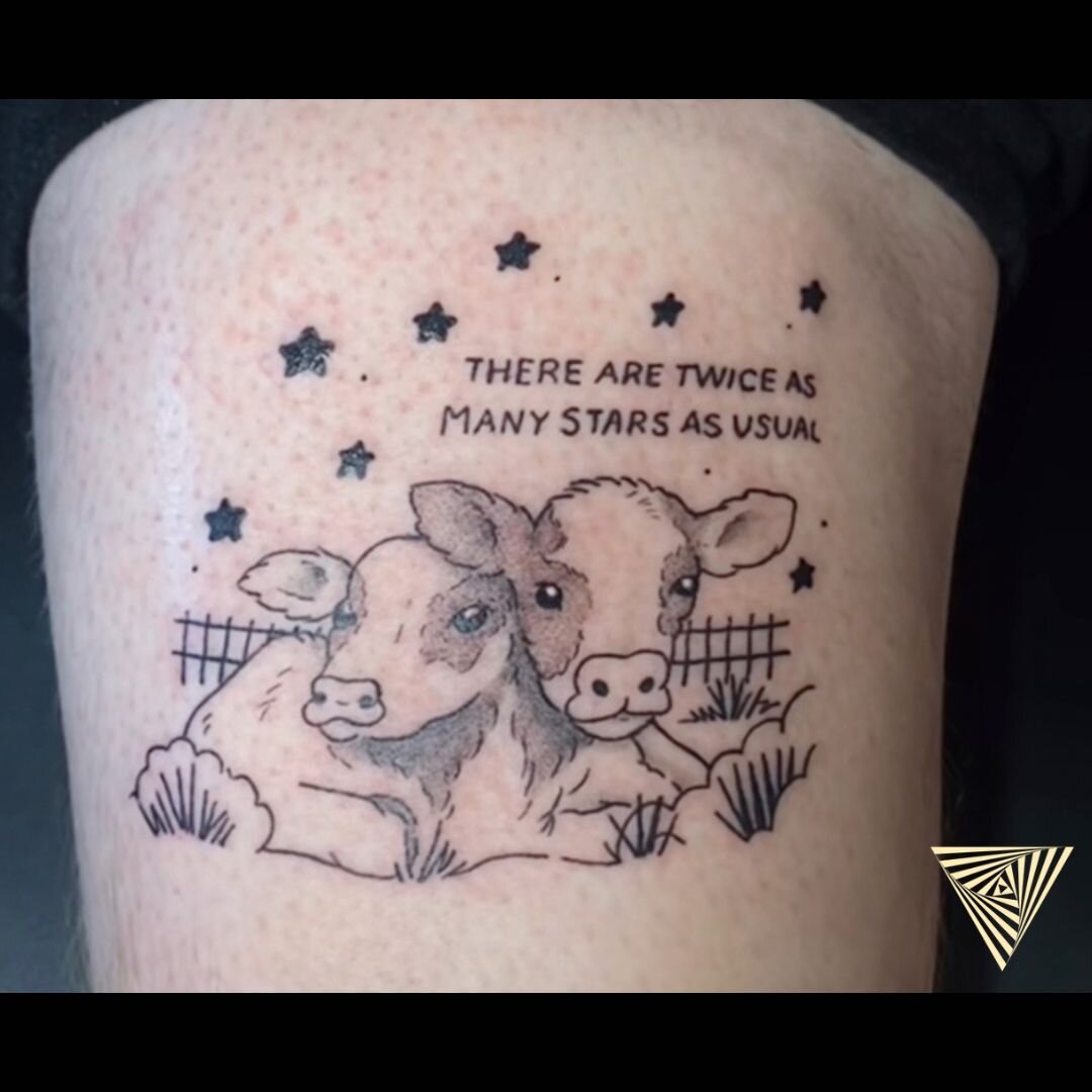 &ldquo;And as he stares into the sky, there are twice as many stars as usual.&rdquo; The Two-Headed Calf by Laura Gilpin
.
By @damondemonink : Now Booking ☑️
.
.
#twoheadedcalftattoo #twoheadedcalf #odditytattoo #oddtattoo #blackandgrey #alchemytatto