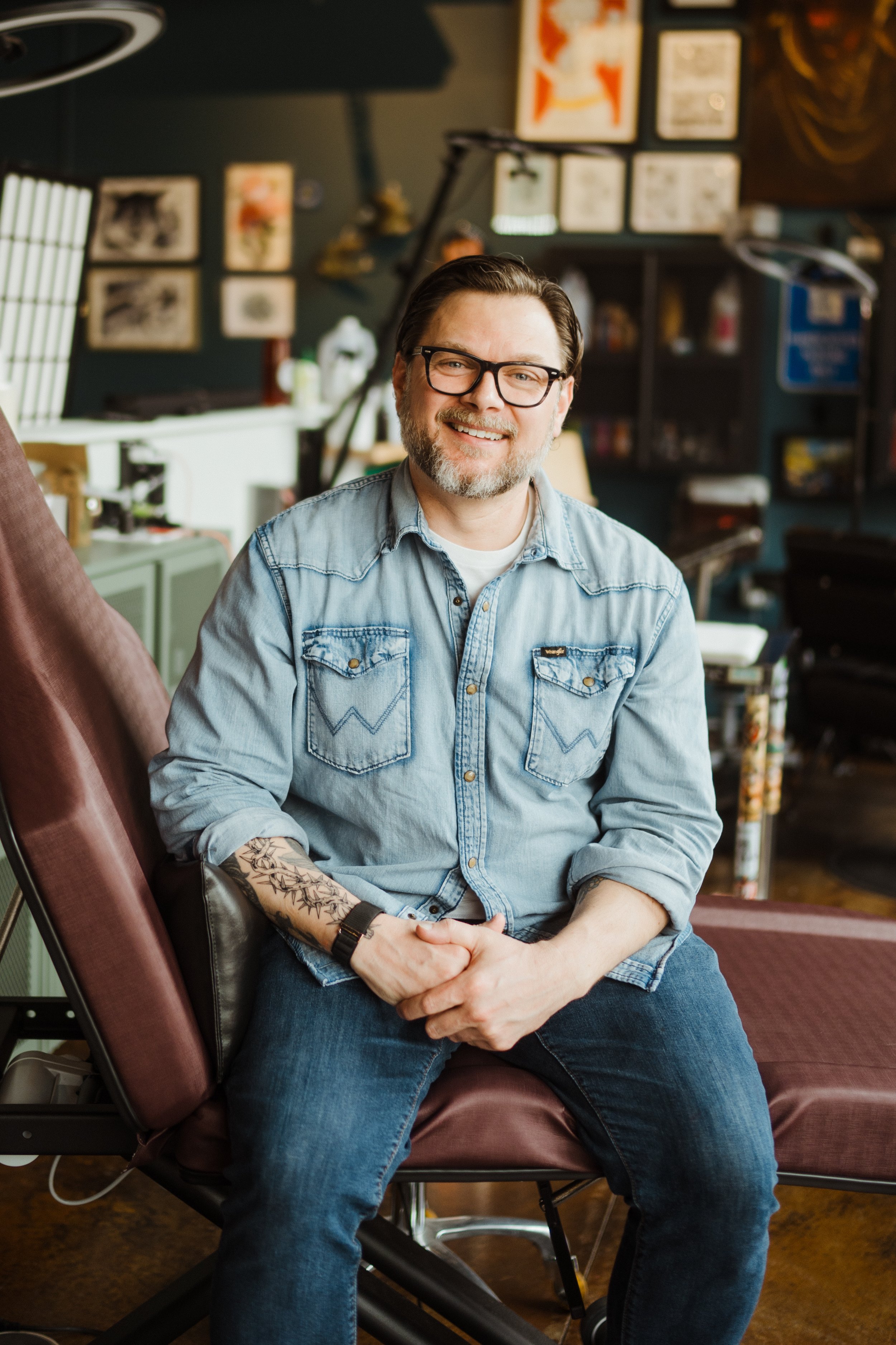 Lew Smith – Fine line, illustrative and stippling Tattoo Artist in St. Louis