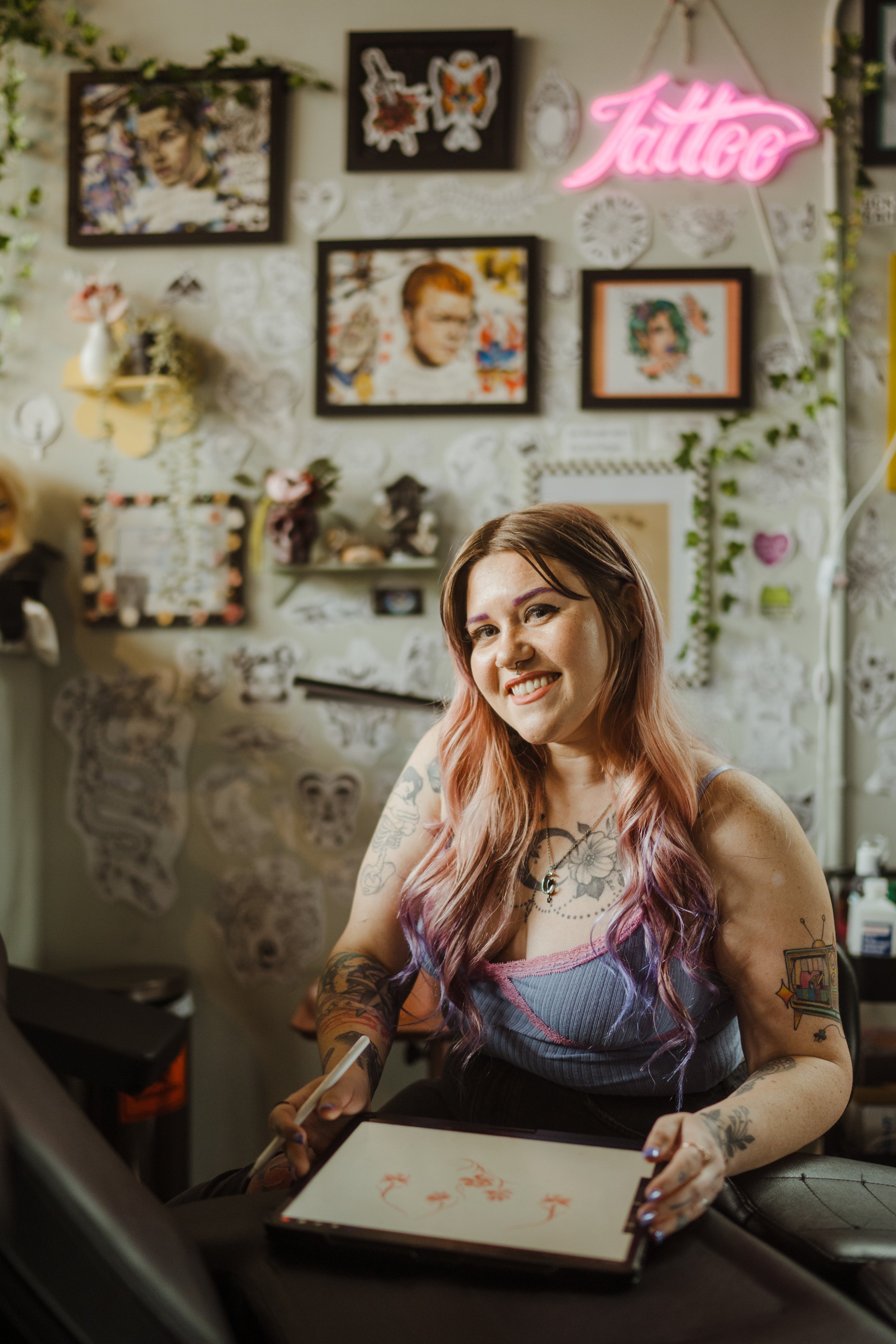 Lacey Donovan – Neo-Traditional, Gothic, and surrealism Artist in St. Louis