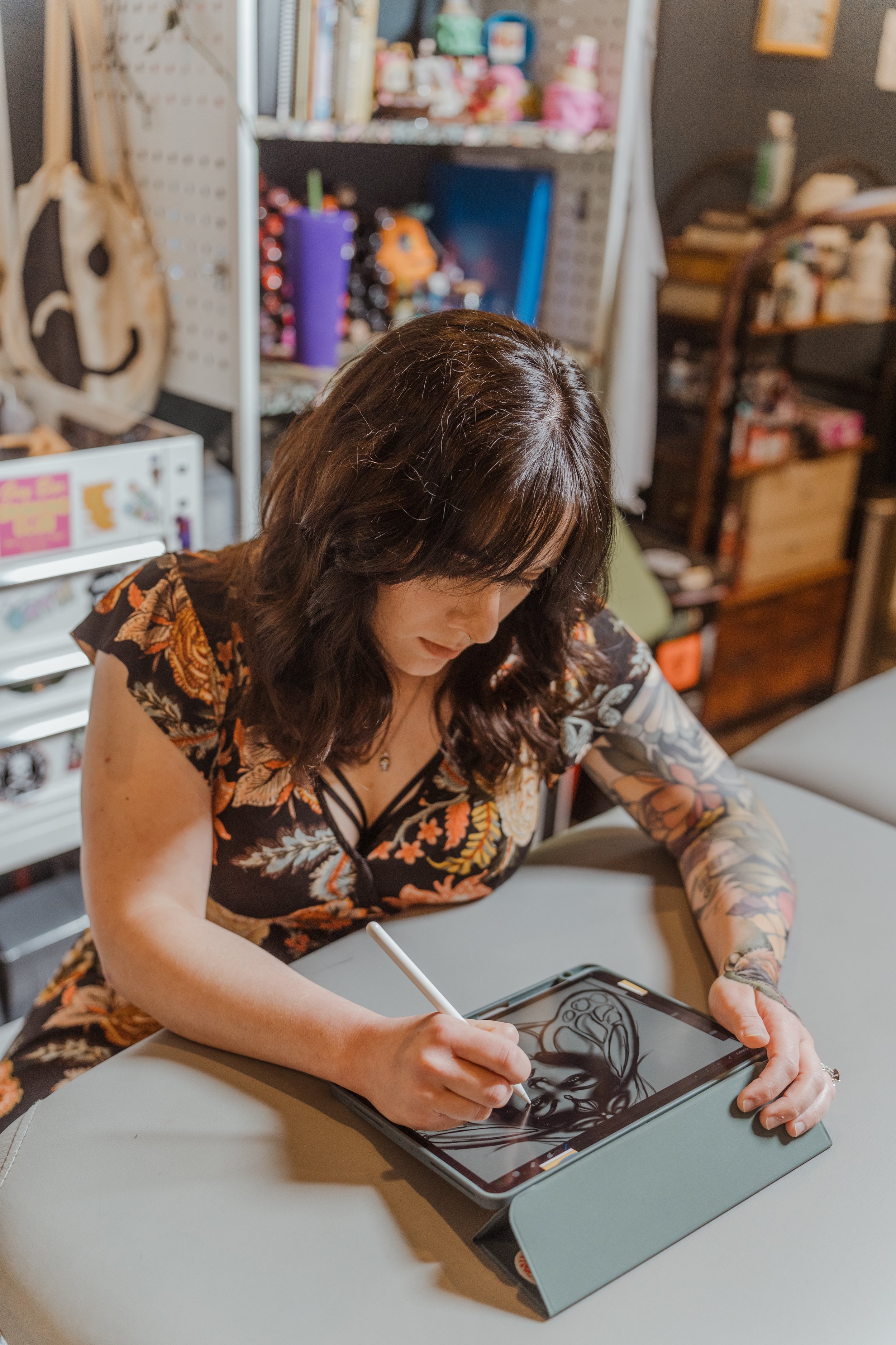 Cori Steiner - Traditional, Neo-Traditional, Stippling Tattoo Artist in St. Louis