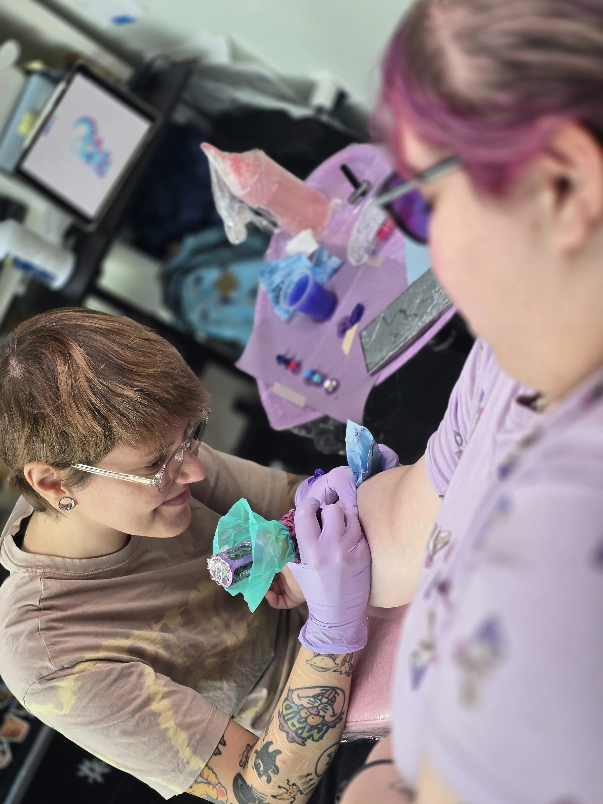 Why You Shouldn't Bring a Crowd to Your Tattoo Appointment