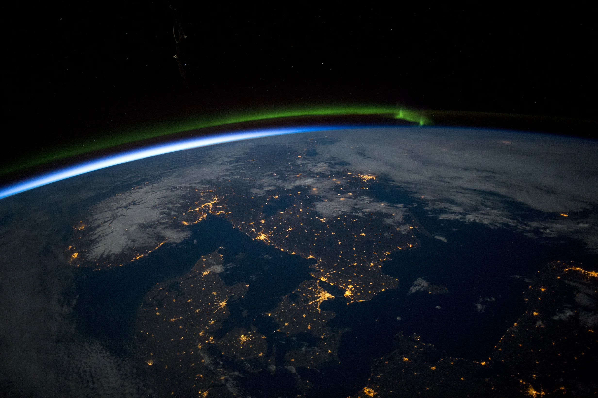 iss043e86375_lrg .jpg