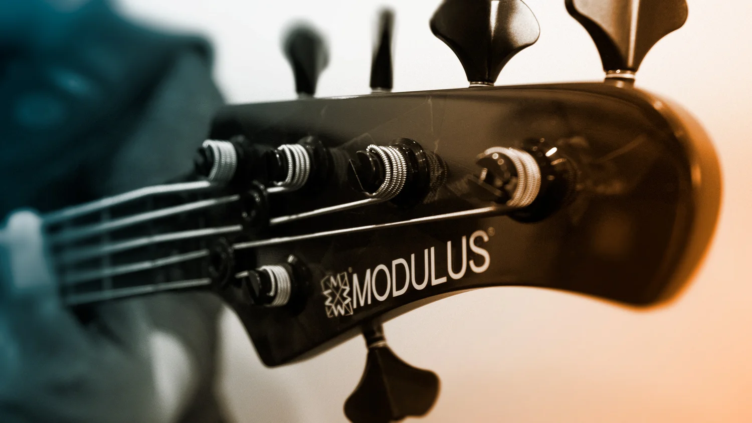 Genesis J 5 — Modulus Graphite 