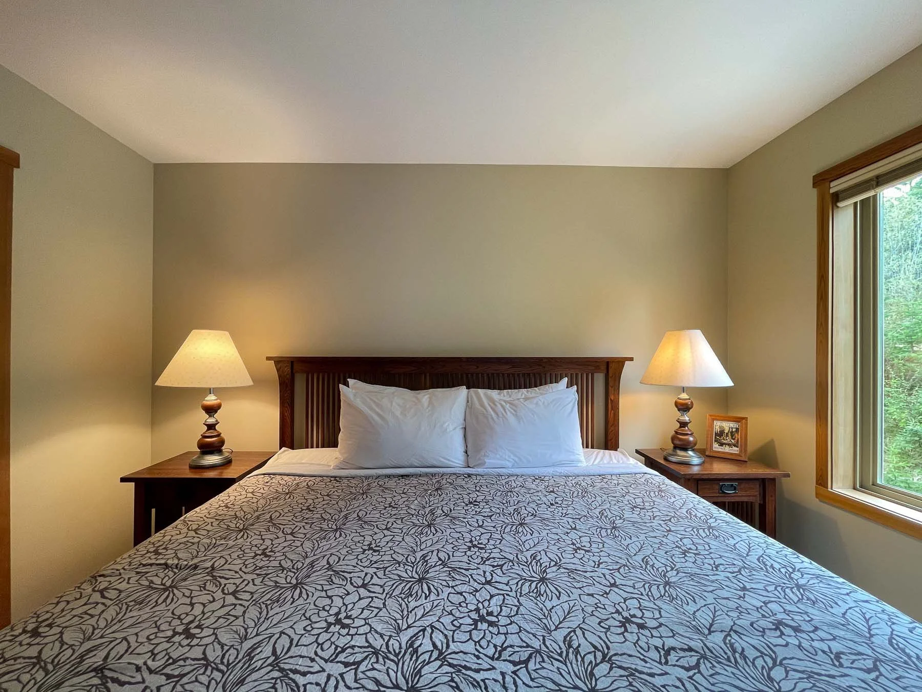 kicking-horse-lodging-whispering-pines-4-web-5.jpg
