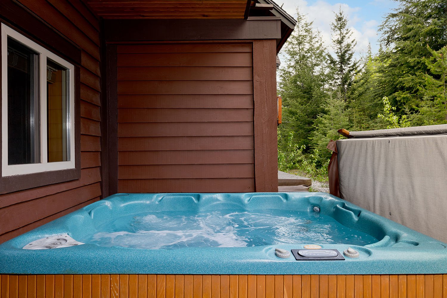 WP16 Hot Tub.jpg