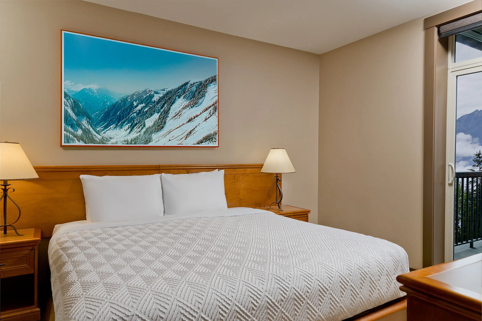 301 Bedroom.jpg