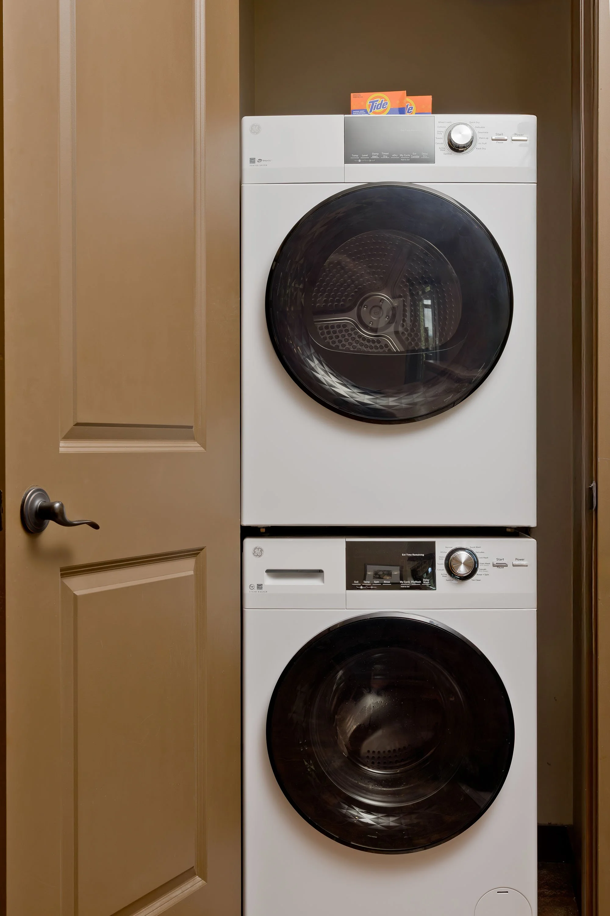 101A Laundry copy.jpg
