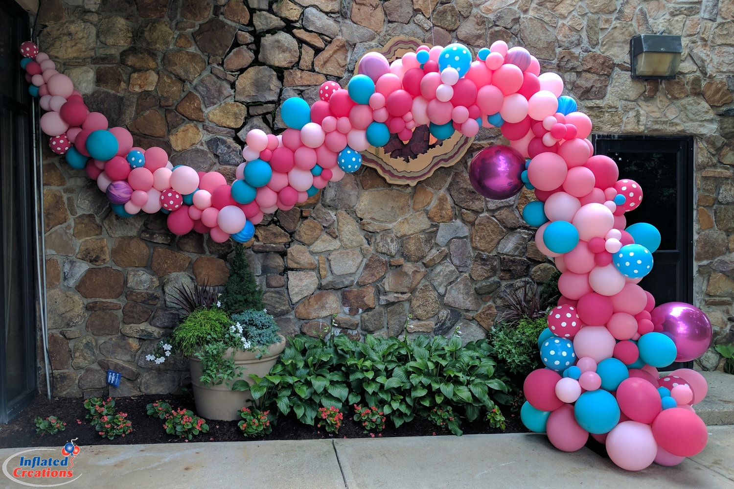 The Versatile Aurora Balloon decor