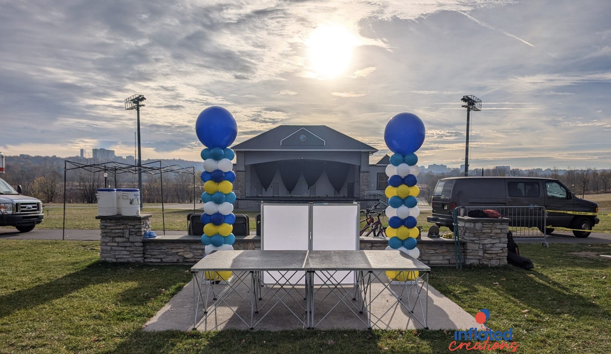 yad leah balloon columns.jpeg