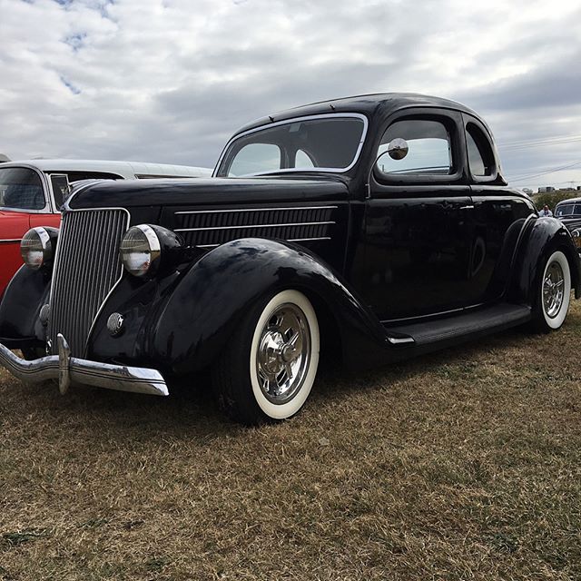 Cars of the times of The Green Book Traveller. Being able to afford a car was a big deal for many African Americans during the Jim Crow era. Many of them had difficulties purchasing cars from the traditional car lots. But in true tradition their car 