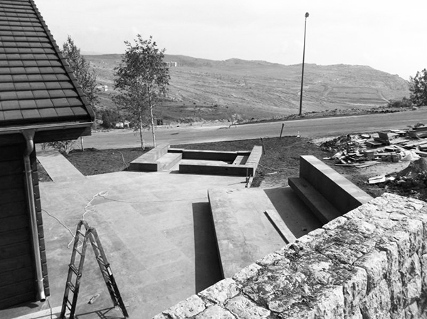 christian-zahr-faqra-kheireddine 3.gif