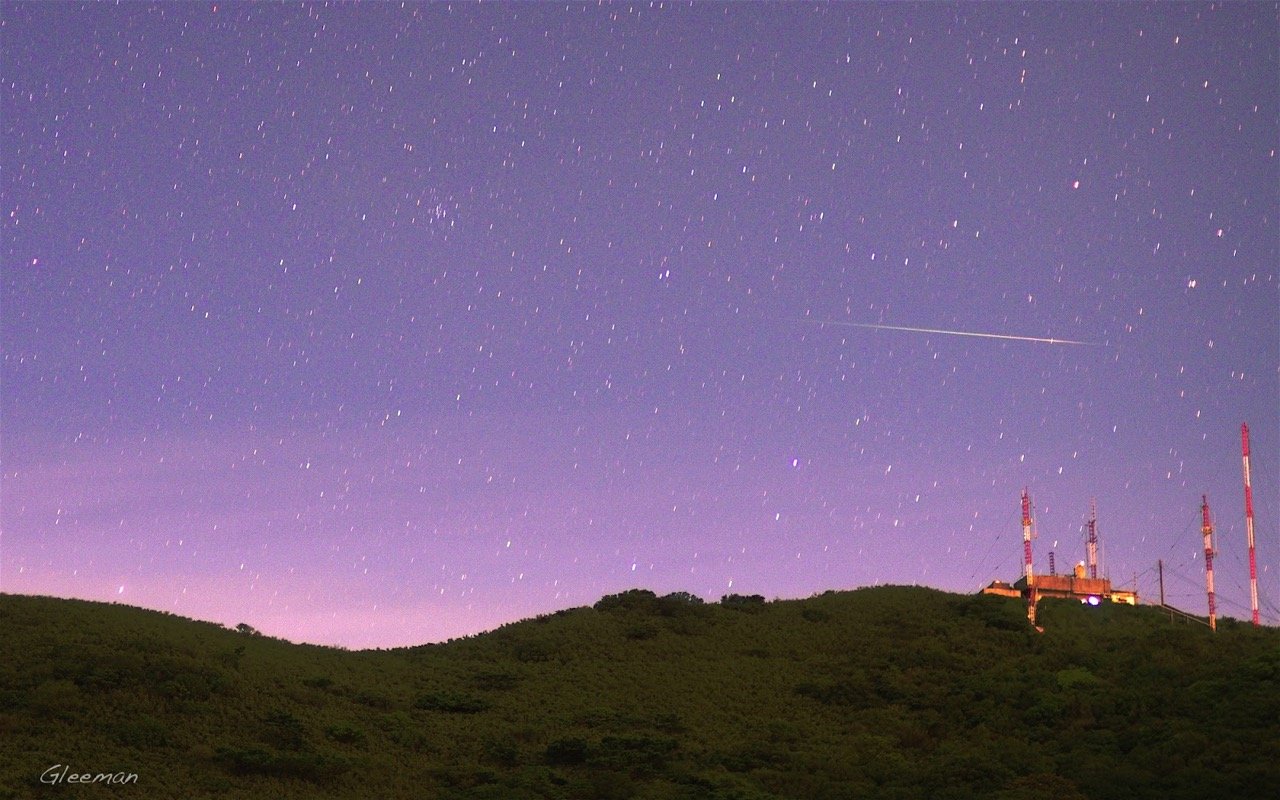 大秋季｜大屯山英仙座流星雨（攝影｜草山星空 張勝賢）.jpeg