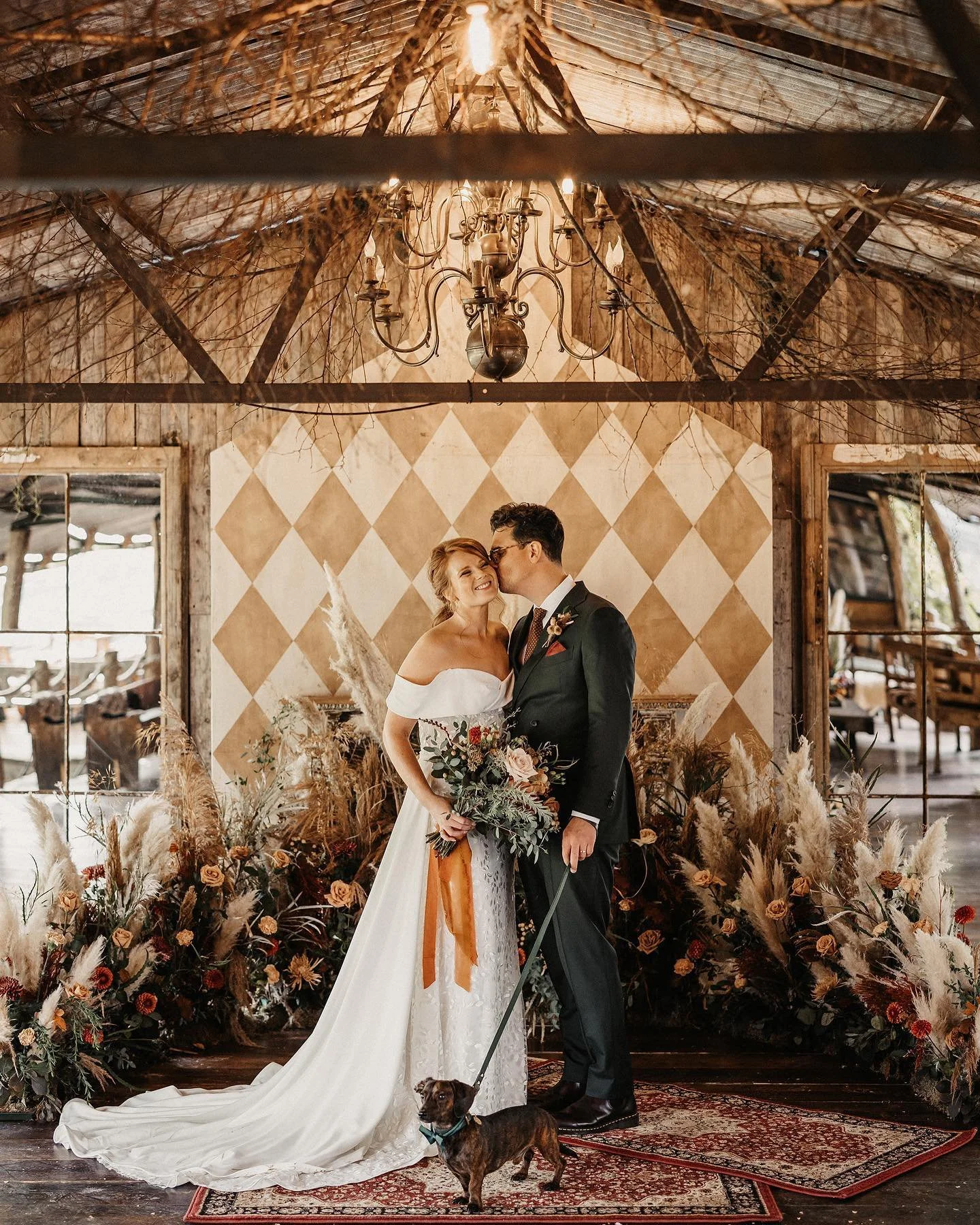 Autumnal Wedding Flowers for E + J at The Dreys, Kent