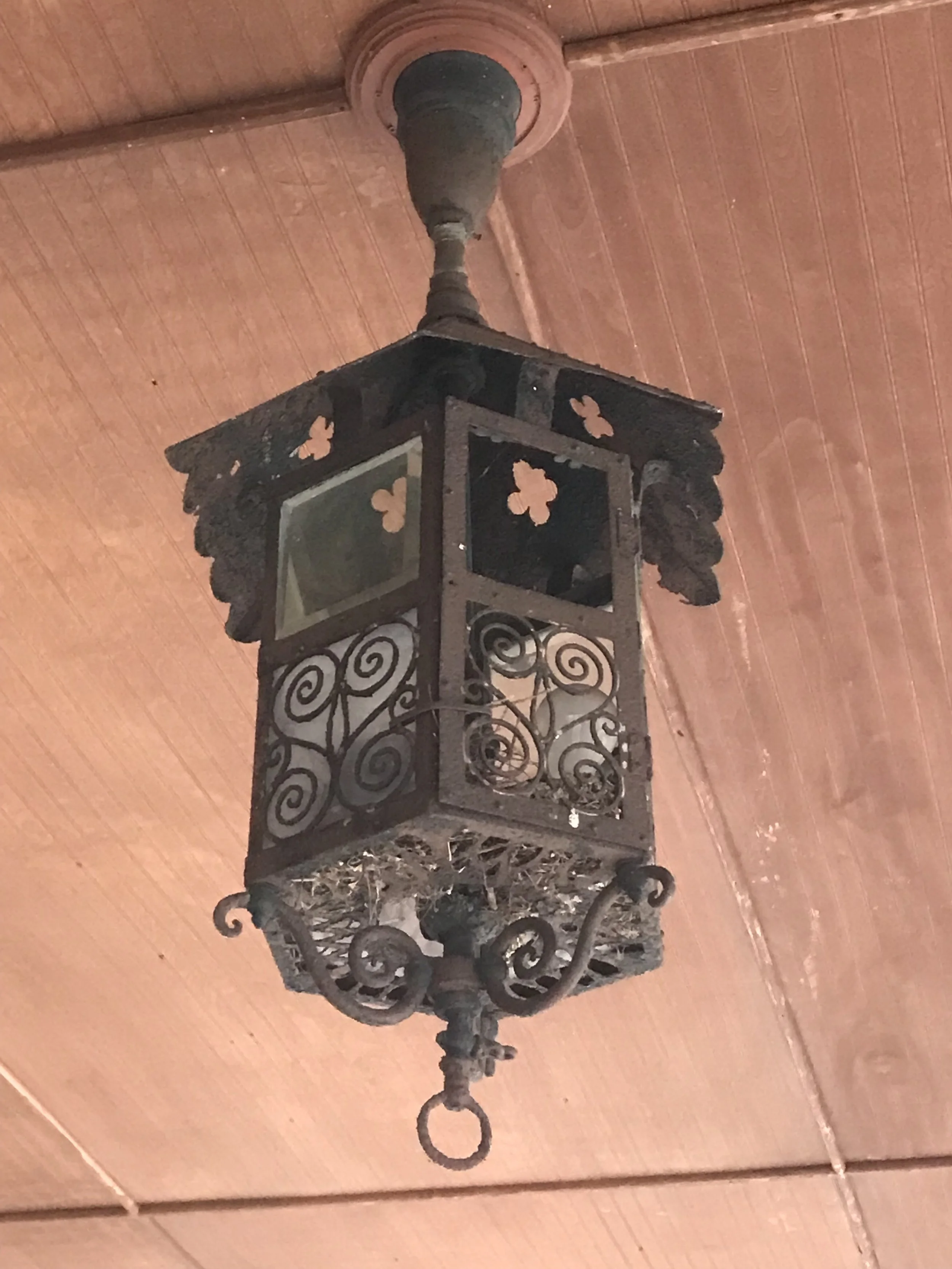 before - broken and rusted light fixture.JPG