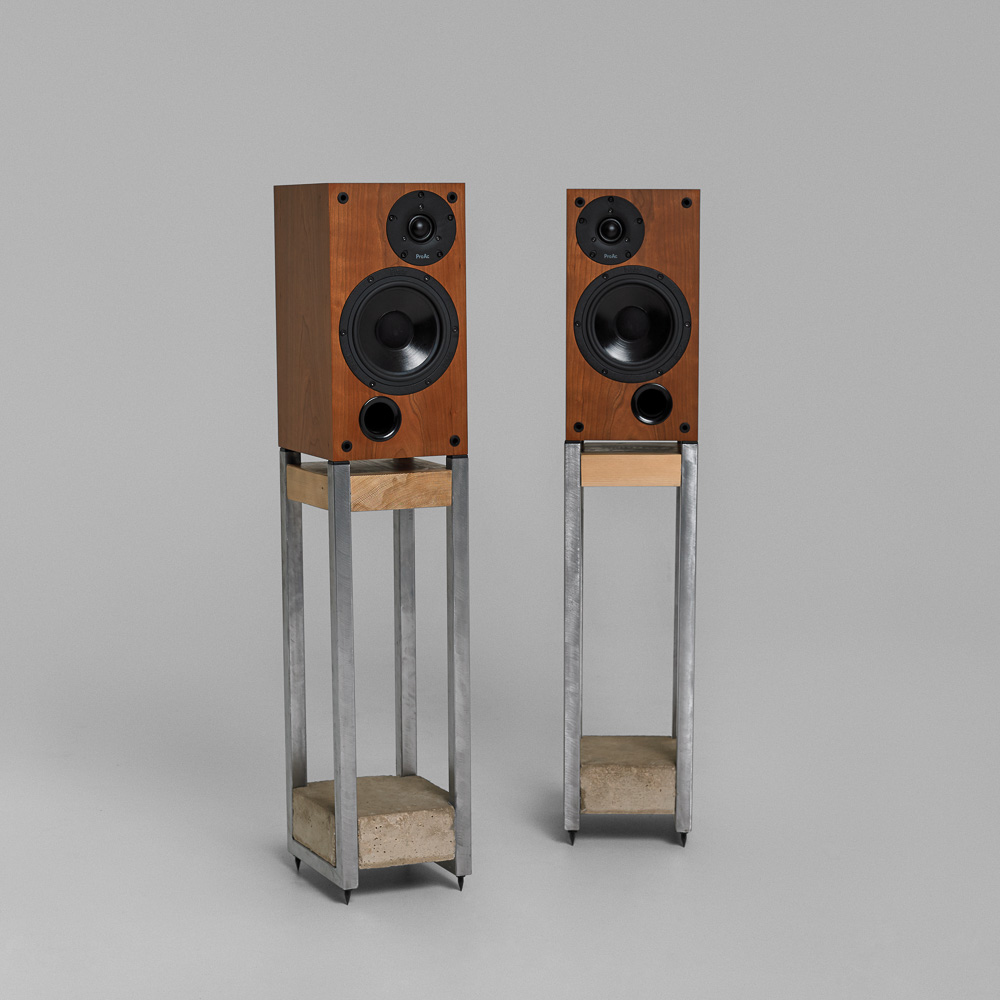 loudspeaker stand