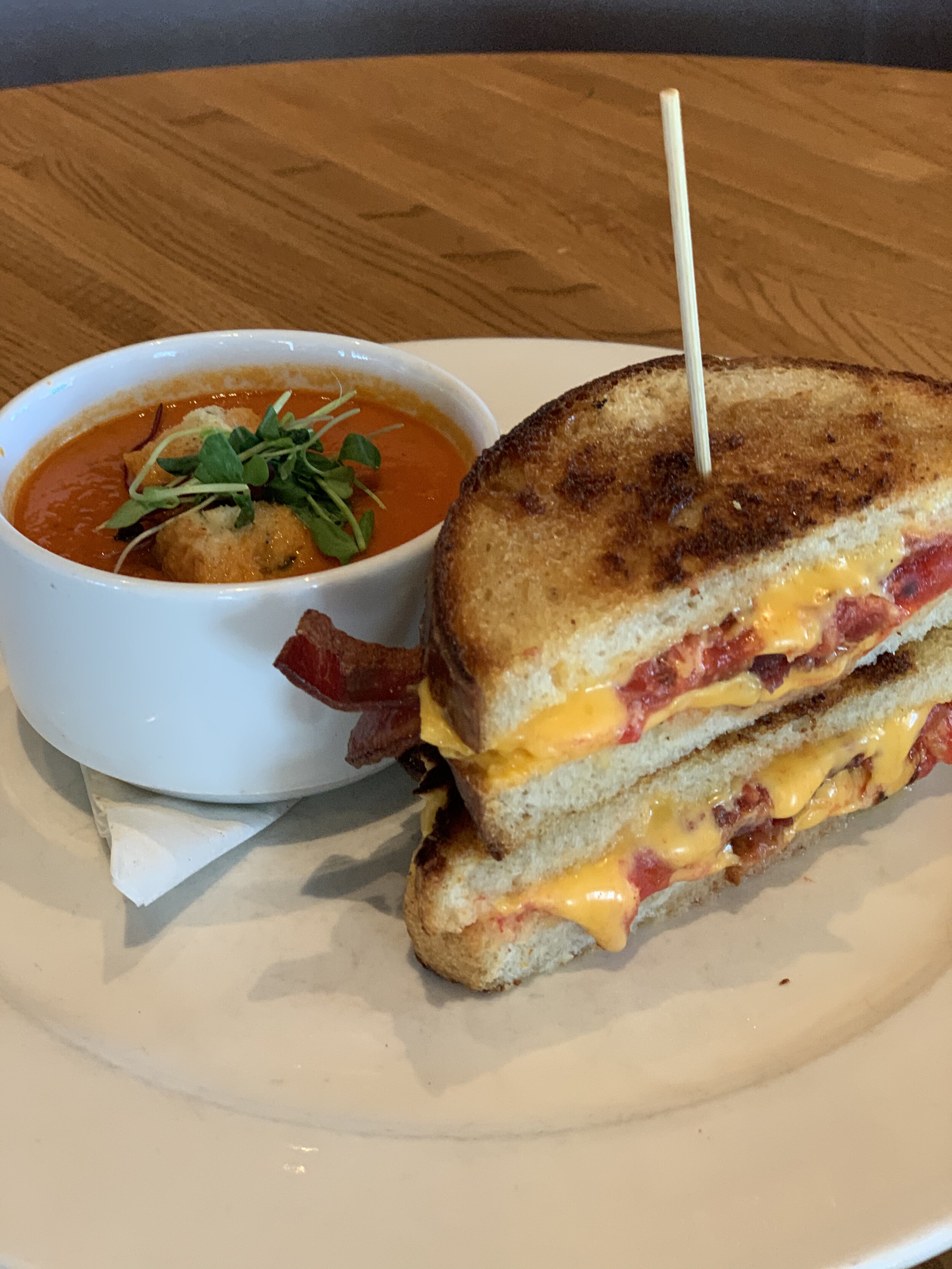 BaconTomatoGrilledCheese (3).jpg