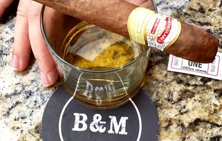 Burt &amp; Max’s Cigar &amp; Spirit Night