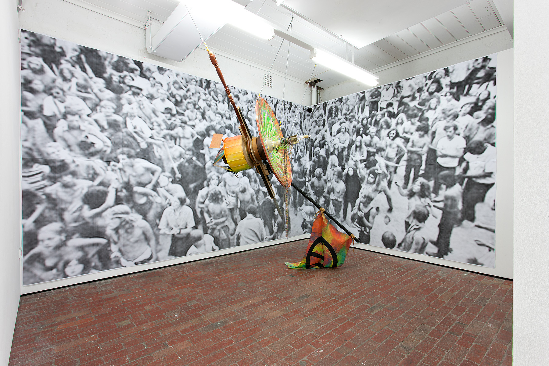 The Messenger (2013) Mariana Jandova + Tony Cran.jpg