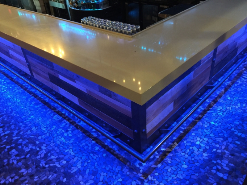 Quartz and River Rock Bar Design